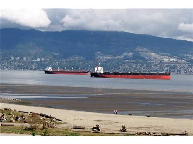 I have sold a property at 4576 NORTH WEST MARINE DR in Vancouver
